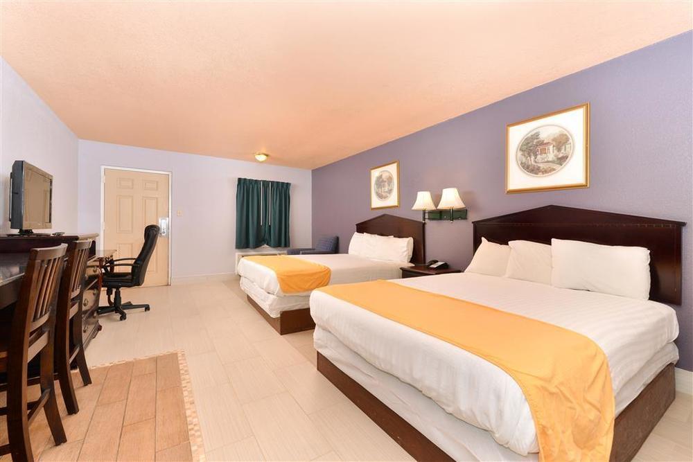 Five Star Inn Burleson Room photo